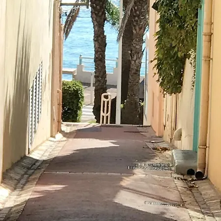 3 Pieces- Vieux Port- Terrasse - Parking Possible Apartment *